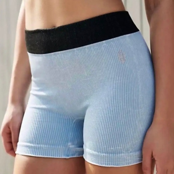 Free People Prajna Shorts Vintage Clear Skies - Picture 9 of 9